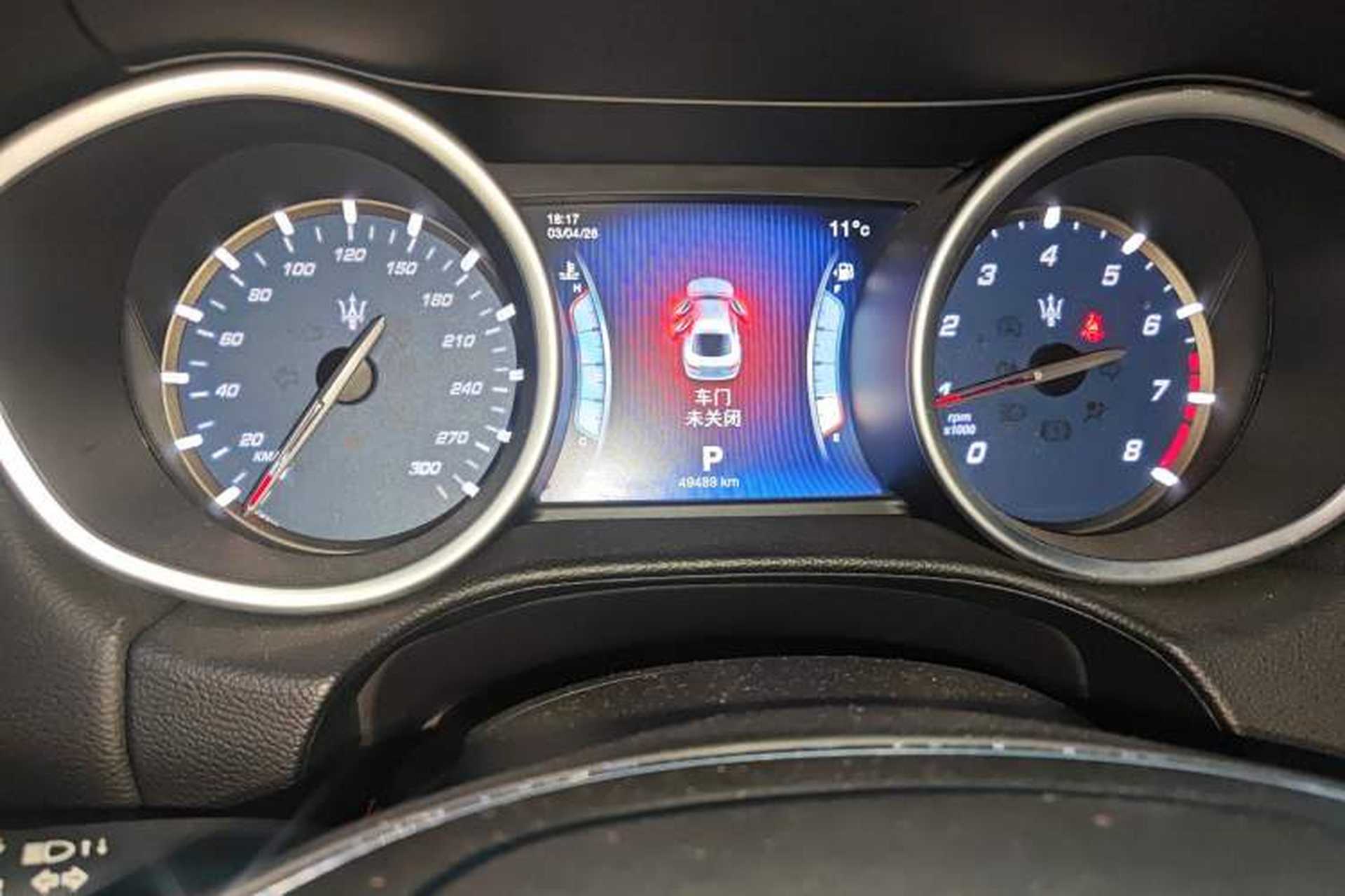 Used Maserati Ghibli 2014 3.0T Standard Edition Odometer Close Up