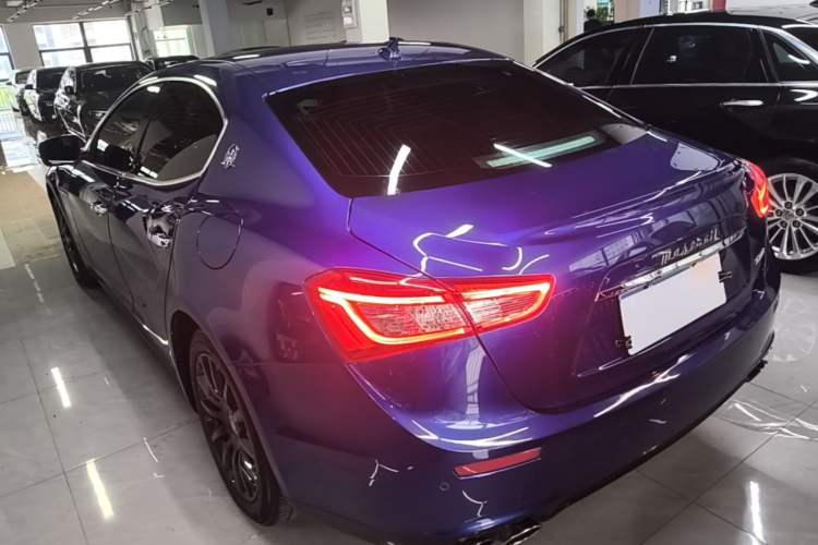 Used Maserati Ghibli 2014 3.0T Standard Edition Rear Left 45 Deg