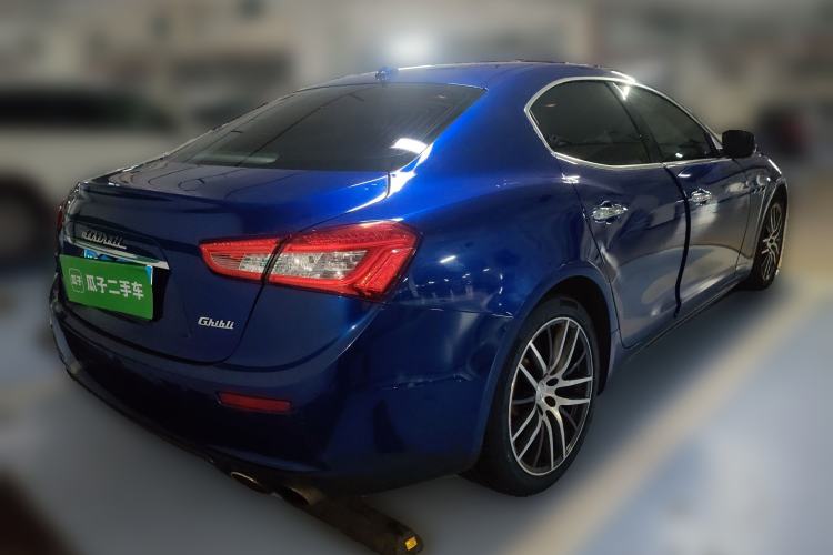Used Maserati Ghibli 2014 3.0T Standard Edition Rear Right 45 Deg