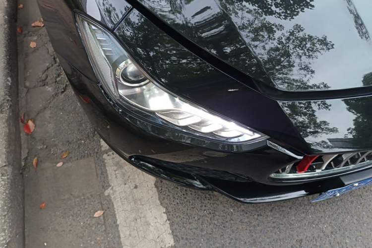 Used Maserati Ghibli 2014 3.0T Standard Edition Right Front Headlight