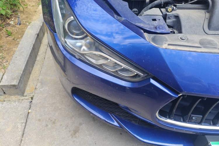 Used Maserati Ghibli 2014 3.0T Standard Edition Right Front Headlight