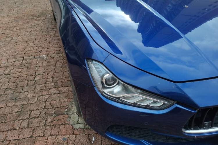 Used Maserati Ghibli 2014 3.0T Standard Edition Right Front Headlight