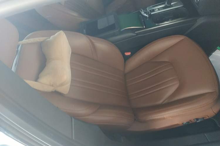 Used Maserati Ghibli 2014 3.0T Standard Edition Right Front Seat