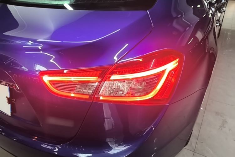 Used Maserati Ghibli 2014 3.0T Standard Edition Right Rear Taillight