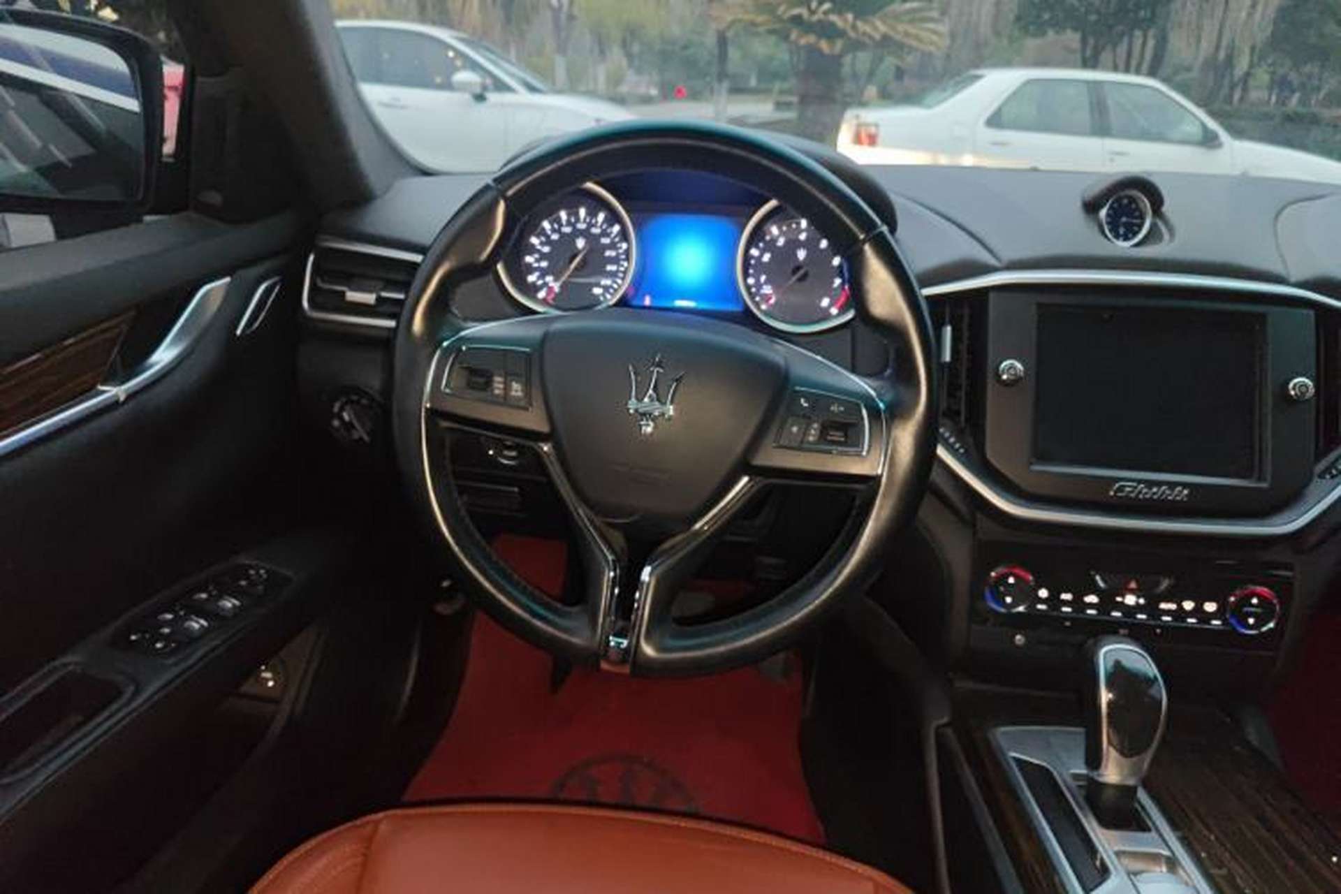 Used Maserati Ghibli 2014 3.0T Standard Edition Steering Wheel