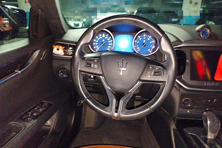 Used Maserati Ghibli 2014 3.0T Standard Edition Steering Wheel