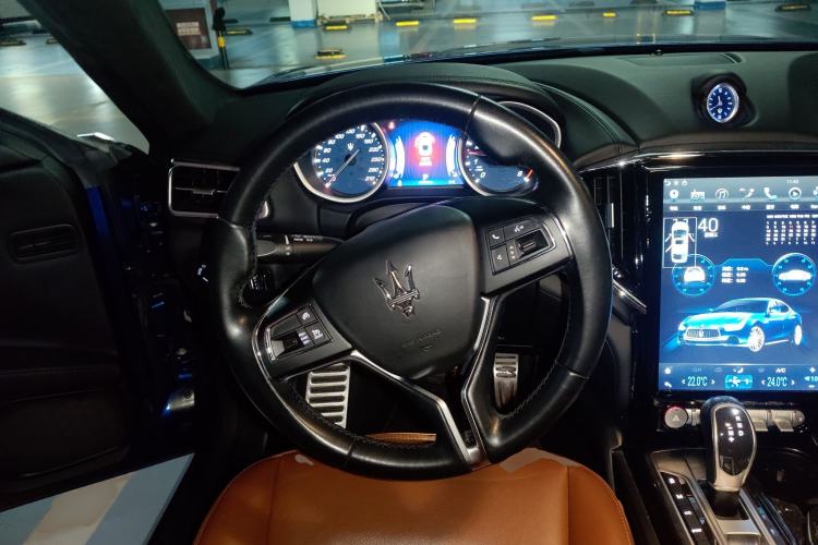 Used Maserati Ghibli 2014 3.0T Standard Edition Steering Wheel