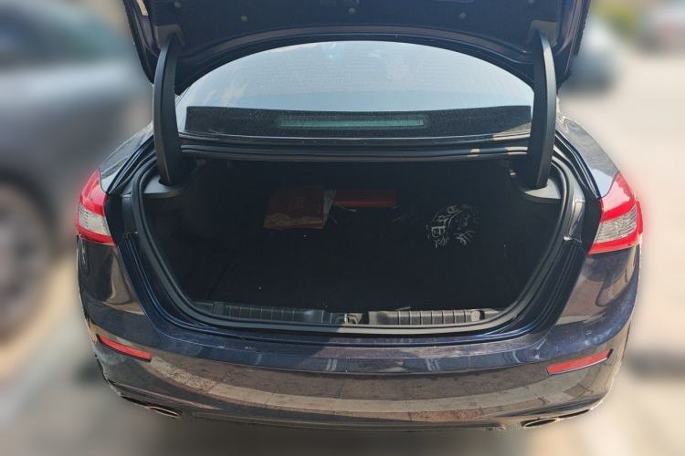 Used Maserati Ghibli 2014 3.0T Standard Edition Trunk