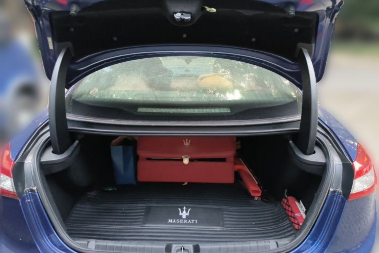Used Maserati Ghibli 2014 3.0T Standard Edition Trunk