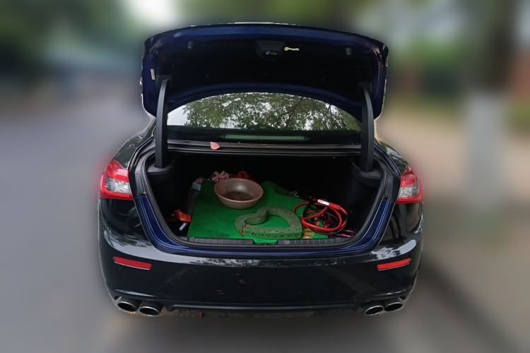 Used Maserati Ghibli 2014 3.0T Standard Edition Trunk