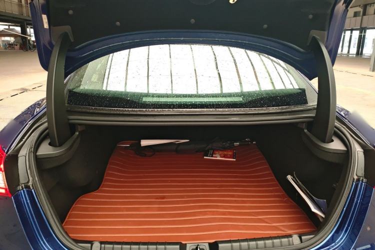 Used Maserati Ghibli 2014 3.0T Standard Edition Trunk