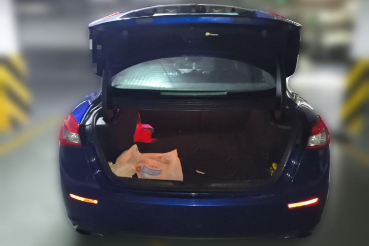 Used Maserati Ghibli 2014 3.0T Standard Edition Trunk