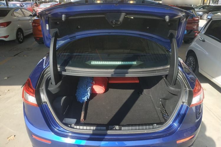Used Maserati Ghibli 2014 3.0T Standard Edition Trunk