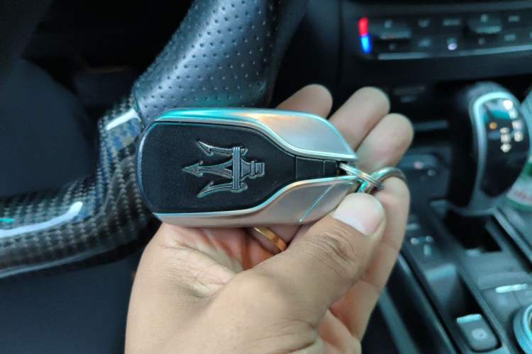 Used Maserati Ghibli 2014 3.0T Standard Edition Vehicle Key