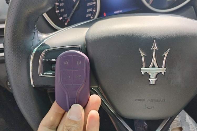 Used Maserati Ghibli 2014 3.0T Standard Edition Vehicle Key