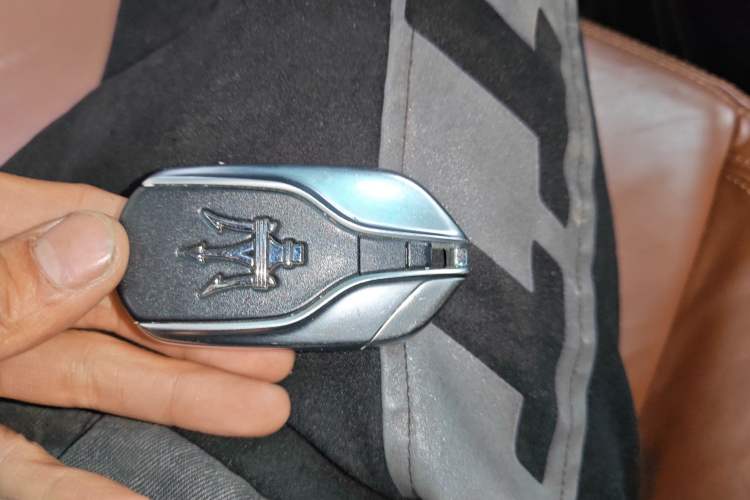 Used Maserati Ghibli 2014 3.0T Standard Edition Vehicle Key