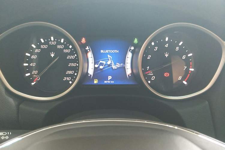 Used Maserati Ghibli 2014 3.0T Standard Edition Instrument Cluster