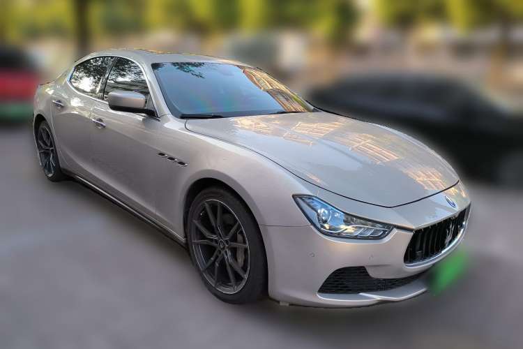Used Maserati Ghibli 2014 3.0T Standard Edition Front Right 45 Deg