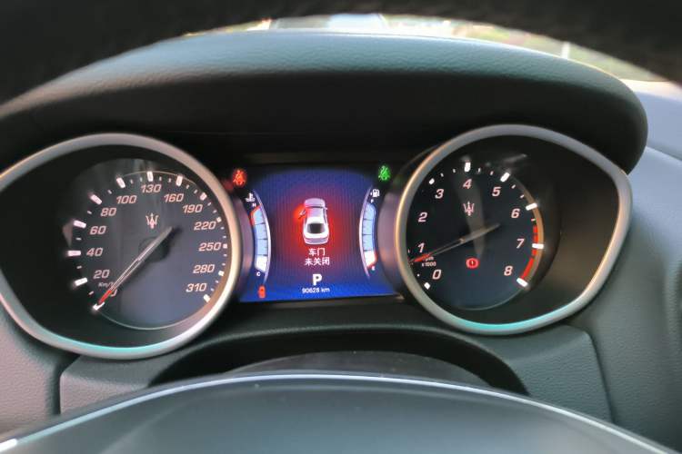 Used Maserati Ghibli 2014 3.0T Standard Edition Instrument Cluster