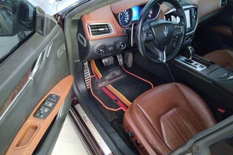 Used Maserati Ghibli 2014 3.0T S Interior 3
