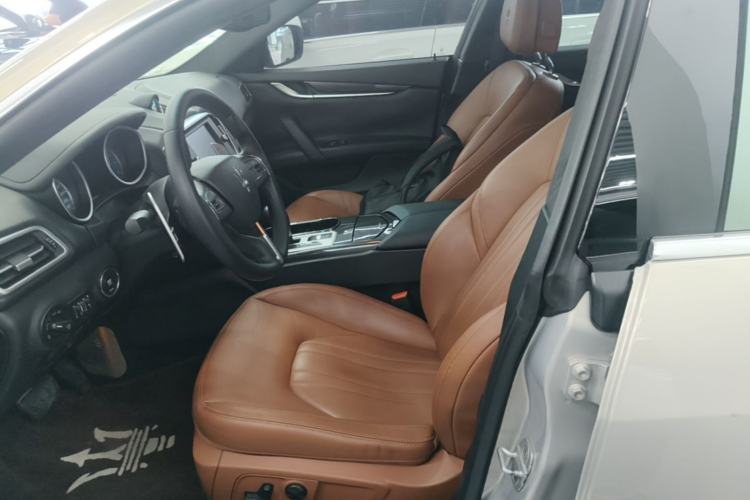 Used Maserati Ghibli 2014 3.0T Standard Edition Left Front Seat