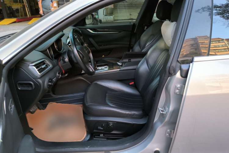 Used Maserati Ghibli 2014 3.0T Standard Edition Left Front Seat