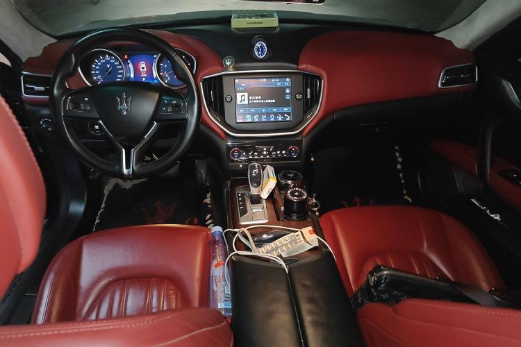Used Maserati Ghibli 2014 3.0T Standard Edition Center Console