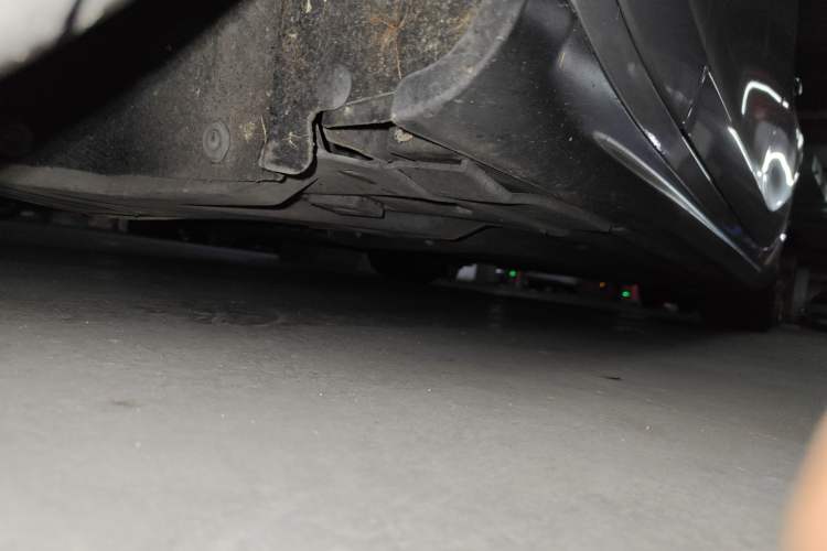 Used Maserati Ghibli 2014 3.0T Standard Edition Chassis Front Left
