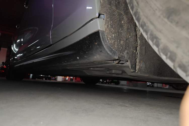 Used Maserati Ghibli 2014 3.0T Standard Edition Chassis Front Right