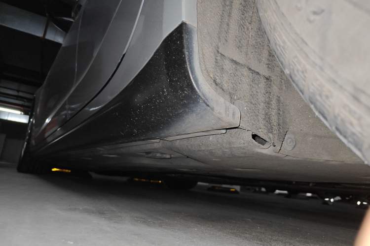 Used Maserati Ghibli 2014 3.0T Standard Edition Chassis Rear Left