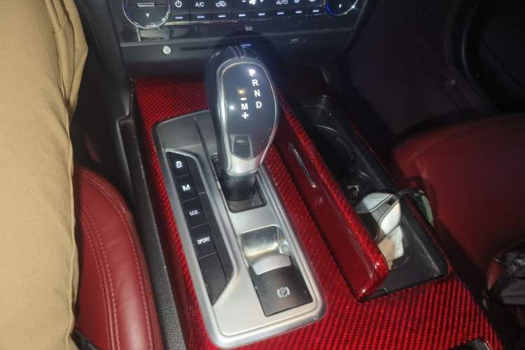 Used Maserati Ghibli 2014 3.0T Standard Edition Gear Lever