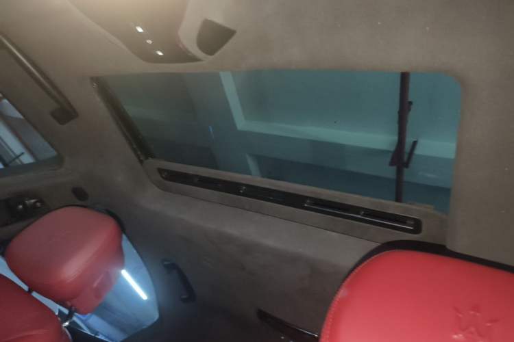 Used Maserati Ghibli 2014 3.0T Standard Edition Headliner