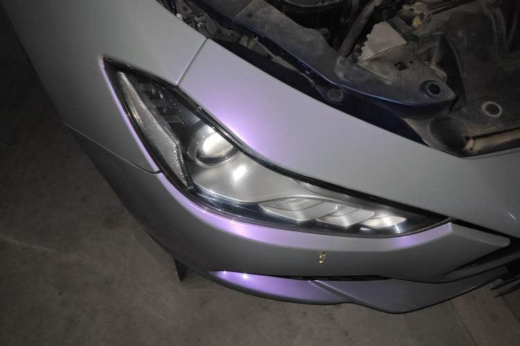 Used Maserati Ghibli 2014 3.0T Standard Edition Right Front Headlight