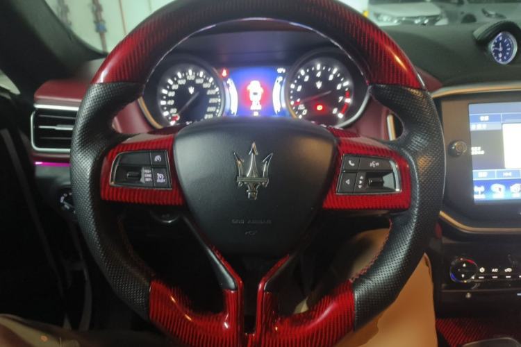 Used Maserati Ghibli 2014 3.0T Standard Edition Steering Wheel