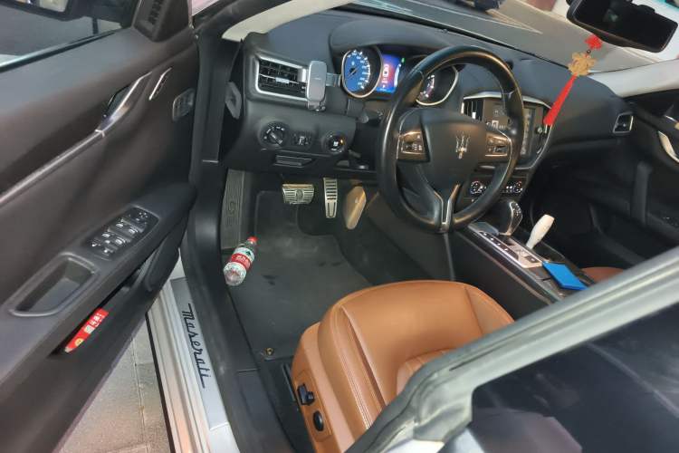 Used Maserati Ghibli 2014 3.0T Standard Edition Driver Seat