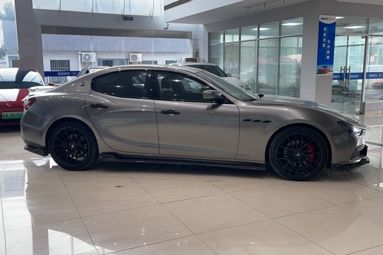 Used Maserati Ghibli 2014 3.0T Standard Edition Exterior 2