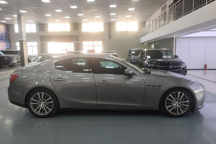 Used Maserati Ghibli 2014 3.0T S Q4 Exterior 2