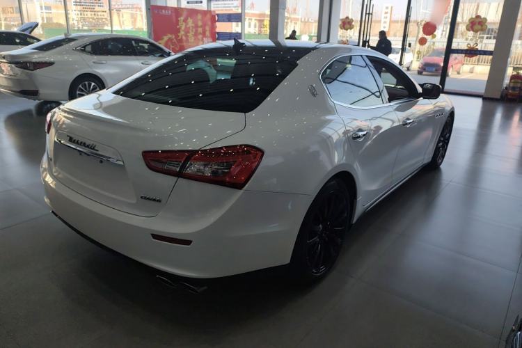 Used Maserati Ghibli 2014 3.0T S Q4 Exterior 3