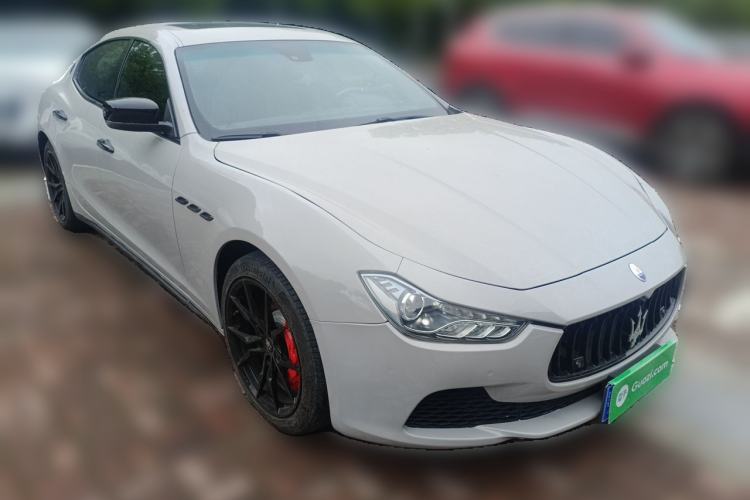 Used Maserati Ghibli 2014 3.0T Standard Edition Front Right 45 Deg