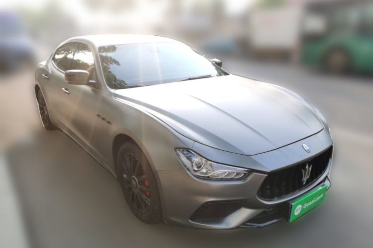 Used Maserati Ghibli 2014 3.0T Standard Edition Front Right 45 Deg