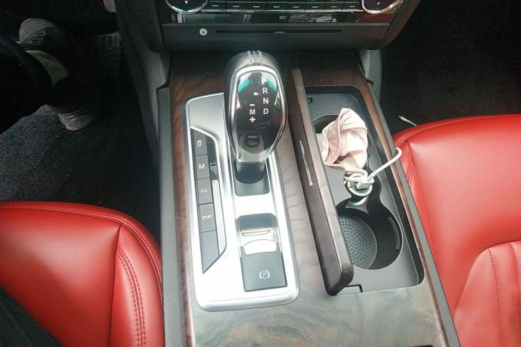 Used Maserati Ghibli 2014 3.0T S Q4 Gear Lever