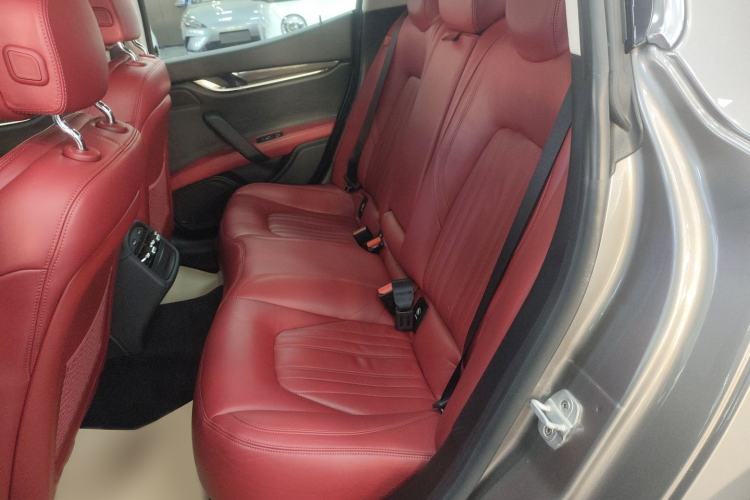 Used Maserati Ghibli 2014 3.0T S Q4 Interior 1