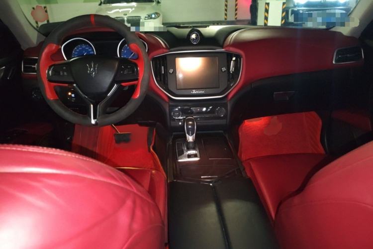 Used Maserati Ghibli 2014 3.0T Standard Edition Interior 2