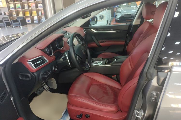 Used Maserati Ghibli 2014 3.0T S Q4 Interior 2