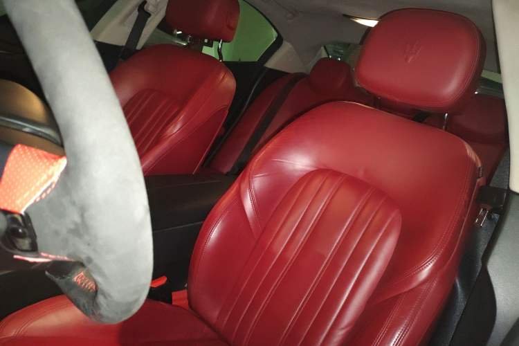 Used Maserati Ghibli 2014 3.0T Standard Edition Left Front Seat