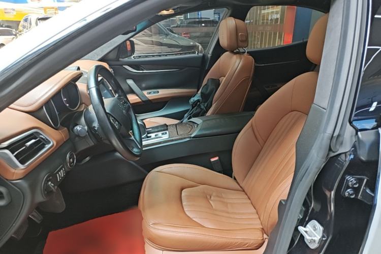 Used Maserati Ghibli 2014 3.0T Standard Edition Left Front Seat
