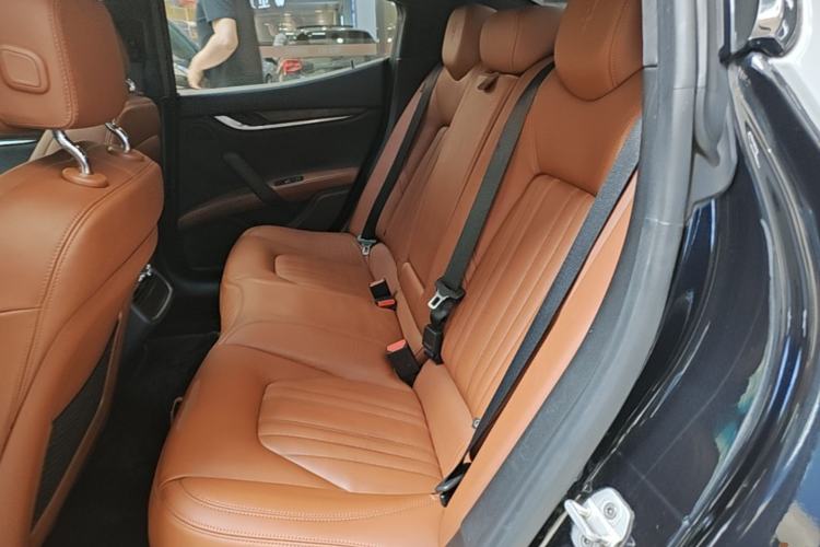 Used Maserati Ghibli 2014 3.0T Standard Edition Left Rear Seat