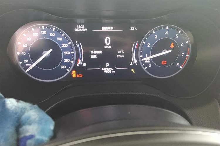 Used Maserati Ghibli 2014 3.0T Standard Edition Odometer Close Up