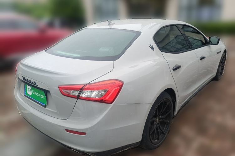 Used Maserati Ghibli 2014 3.0T Standard Edition Rear Right 45 Deg