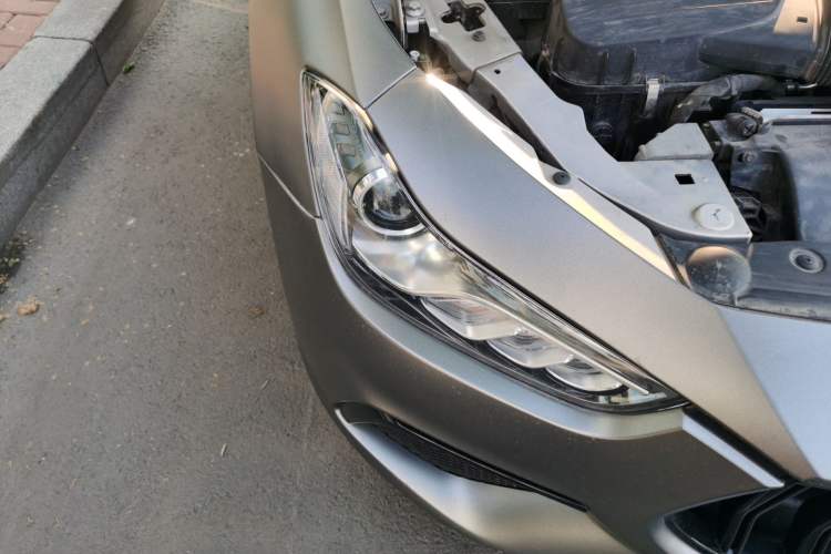 Used Maserati Ghibli 2014 3.0T Standard Edition Right Front Headlight